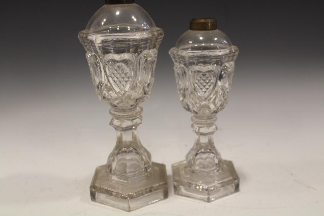 Lot of 2 Sandwich Glass Fluid Lamps - Heart Designs (1 of 2)