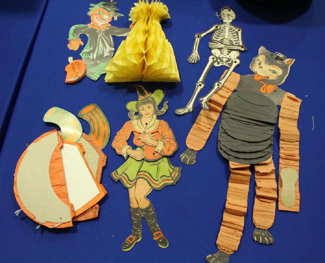 Halloween Crepe Paper Honeycomb & Diecut Decorations: Halloween crepe paper honeycomb decorations - cat, appx 21" L; scarecrow with two honeycombs cornstalk and pumpkin; two pumpkins with stems; orange and black ball; 2 diecut figures - dancing gypsy wit