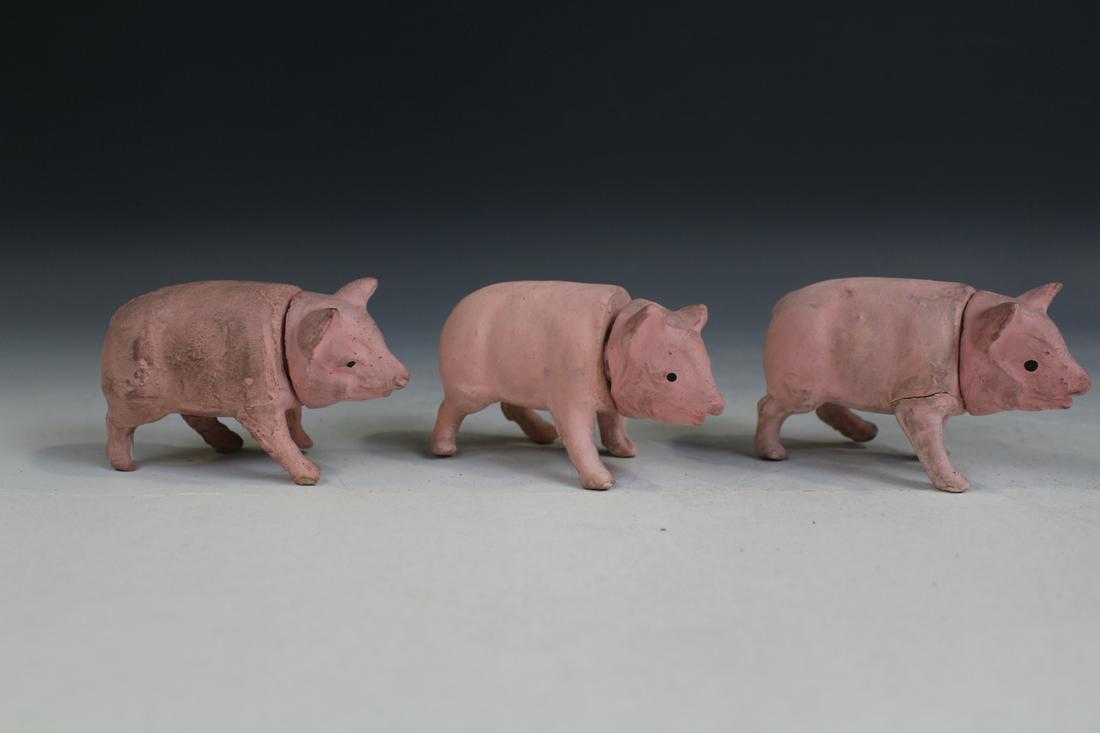 Three Little Pigs Candy Containers (1 of 7)