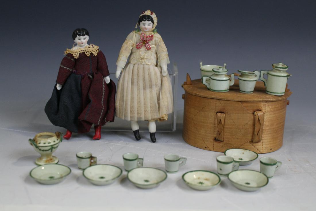 Miniatures China Head Dolls & Bride's Box w/Dishes (1 of 14)