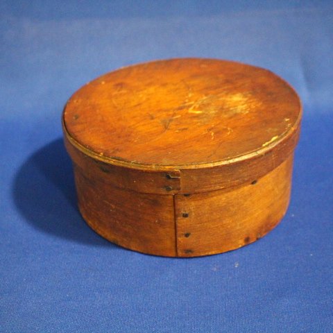 Round Bentwood Pantry Box (1 of 3)