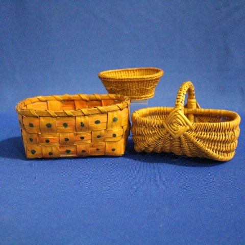 Miniature Baskets Potato Stamp & Buttock & More (1 of 11)