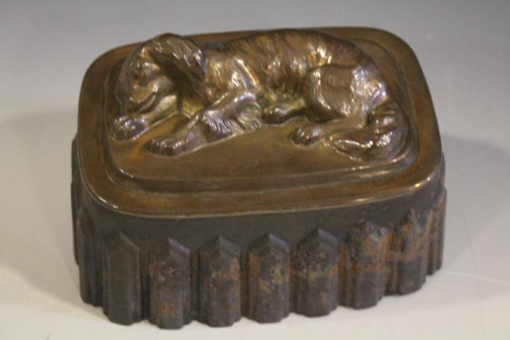 Antique Copper & Tin Food Mold - Recumbent Dog: Antique copper and tin oblong food mold - very detailed recumbent dog, 6 1/4" L x 4 1/2" W x 3 3/4" H, wear and light oxidization. SEE SEVERAL OTHER RARE COPPER FOOD MOLDS LATER IN THIS SALE.