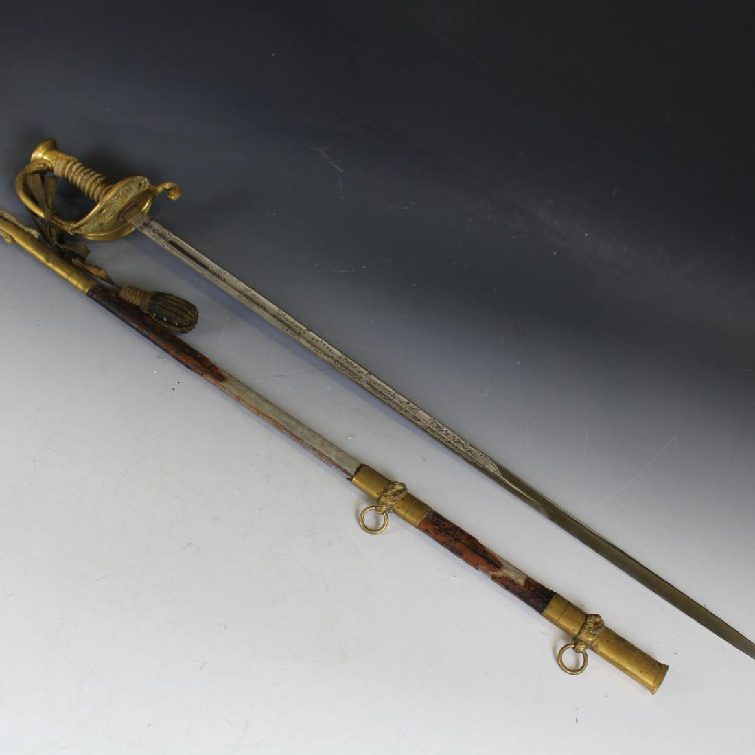 USN Sword & Scabbard Browning & King NY (1 of 4)