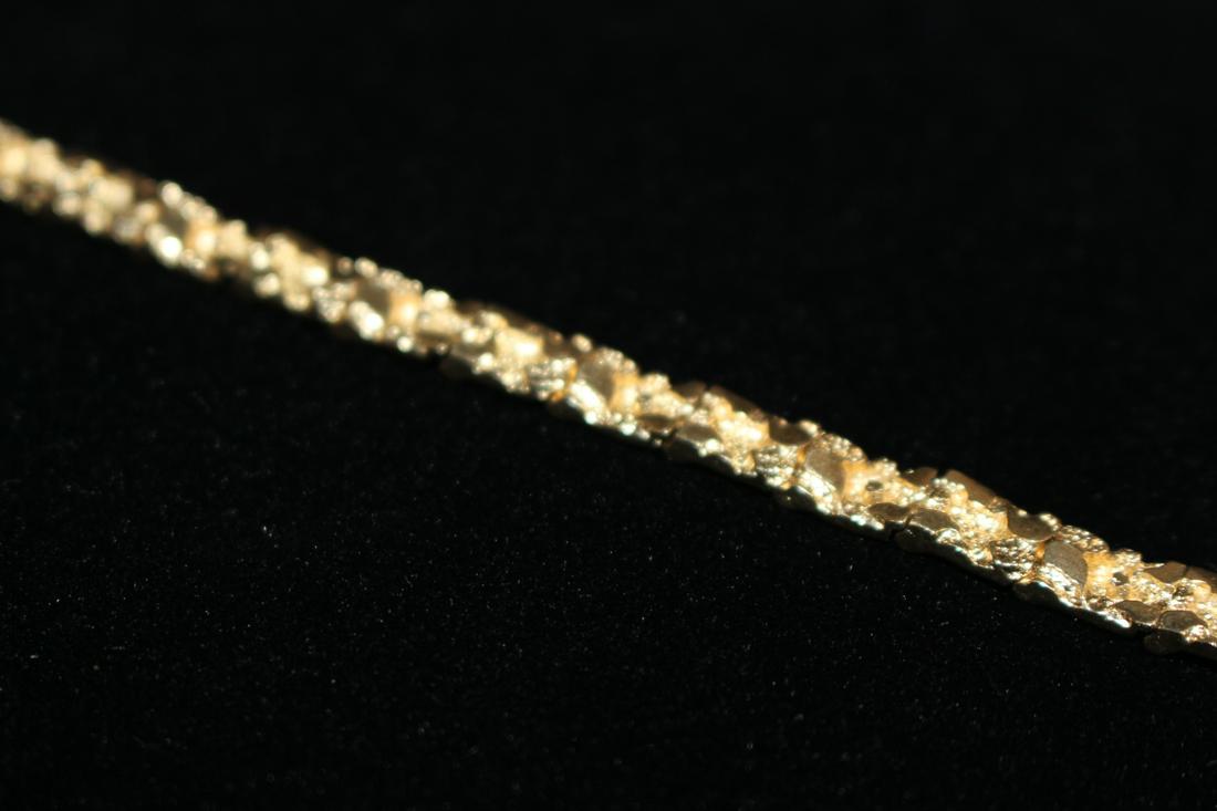 14K Yellow Gold Link Bracelet - 14 Grams: 14K Yellow Gold Link Bracelet - 14 Grams - latch stamped "OR" in heart "14K", 7 1/2" L, safety latch, excellent condition. Metal content of jewelry is based on maker's marks only, we did complete any