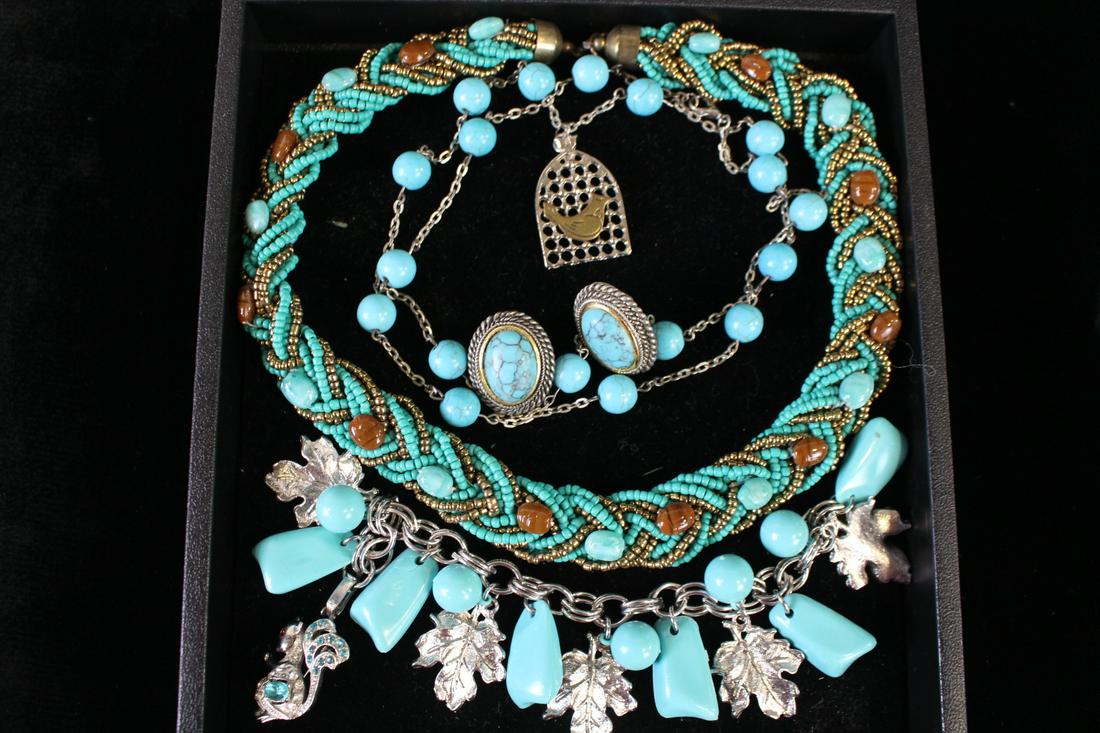 Vintage Costume Jewelry - Mostly Turquoise (1 of 5)