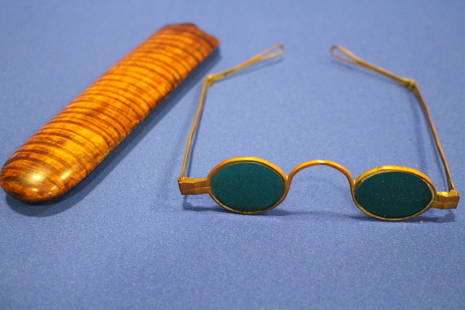 Civil War Sharp Shooter Glasses & Tiger Maple: Civil War Sharp Shooter Glasses in Tiger / Curly Maple Case - rare emerald green colored lenses.