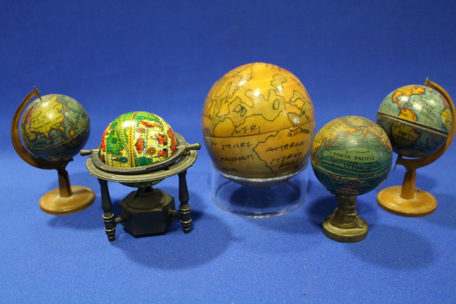 Lot of 5 Miniature Globes (1 of 1)