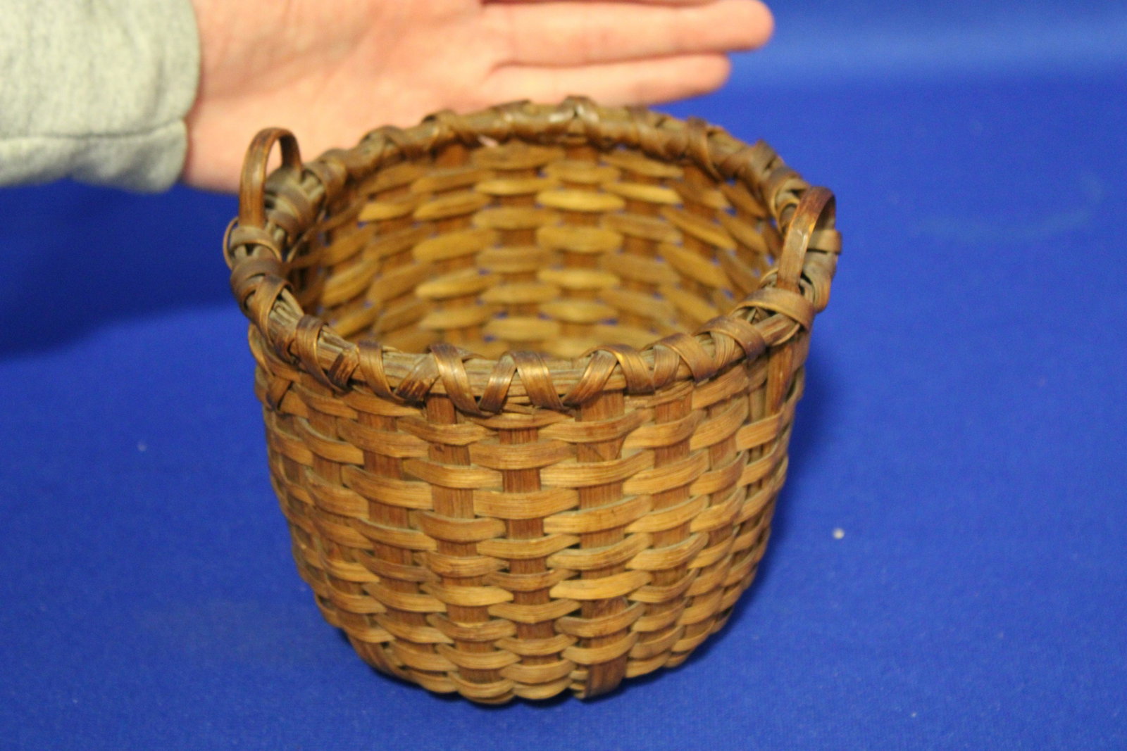 19th to Early 20th C Oak Splint Miniature Round Basket: 19th to Early 20th C Oak Splint Miniature Round Basket - small handles on sides, 5" H x 5 1/2" W. No issues.
