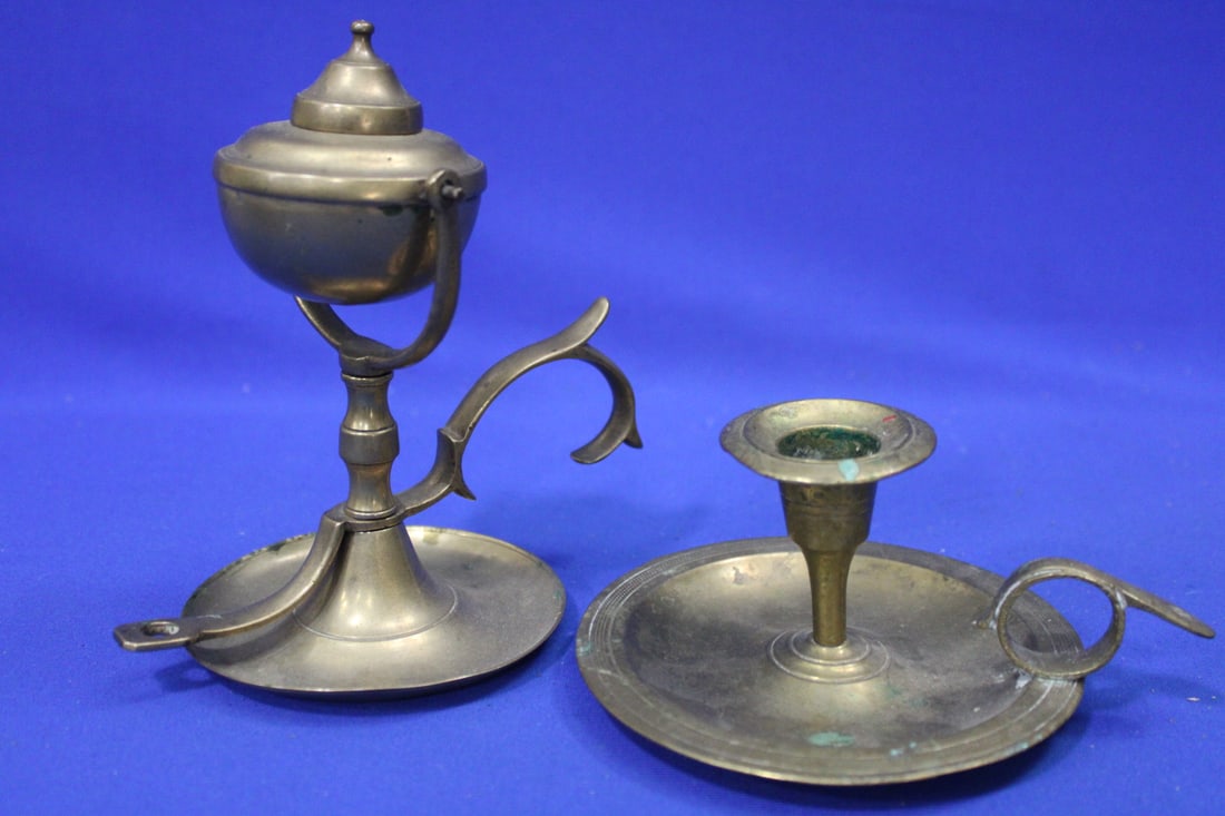 Brass Whale / Grease / Fluid Gimble Lamp & Carry Lamp: Brass Whale / Grease / Fluid Gimble Lamp & Carry Lamp - gimble 6" H; smallest 2 1/2" H.