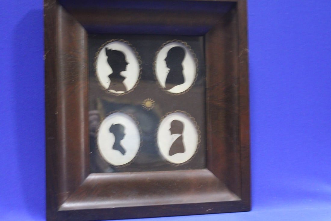 1820-40s Family 4-Section Frame Silhouettes (1 of 4)