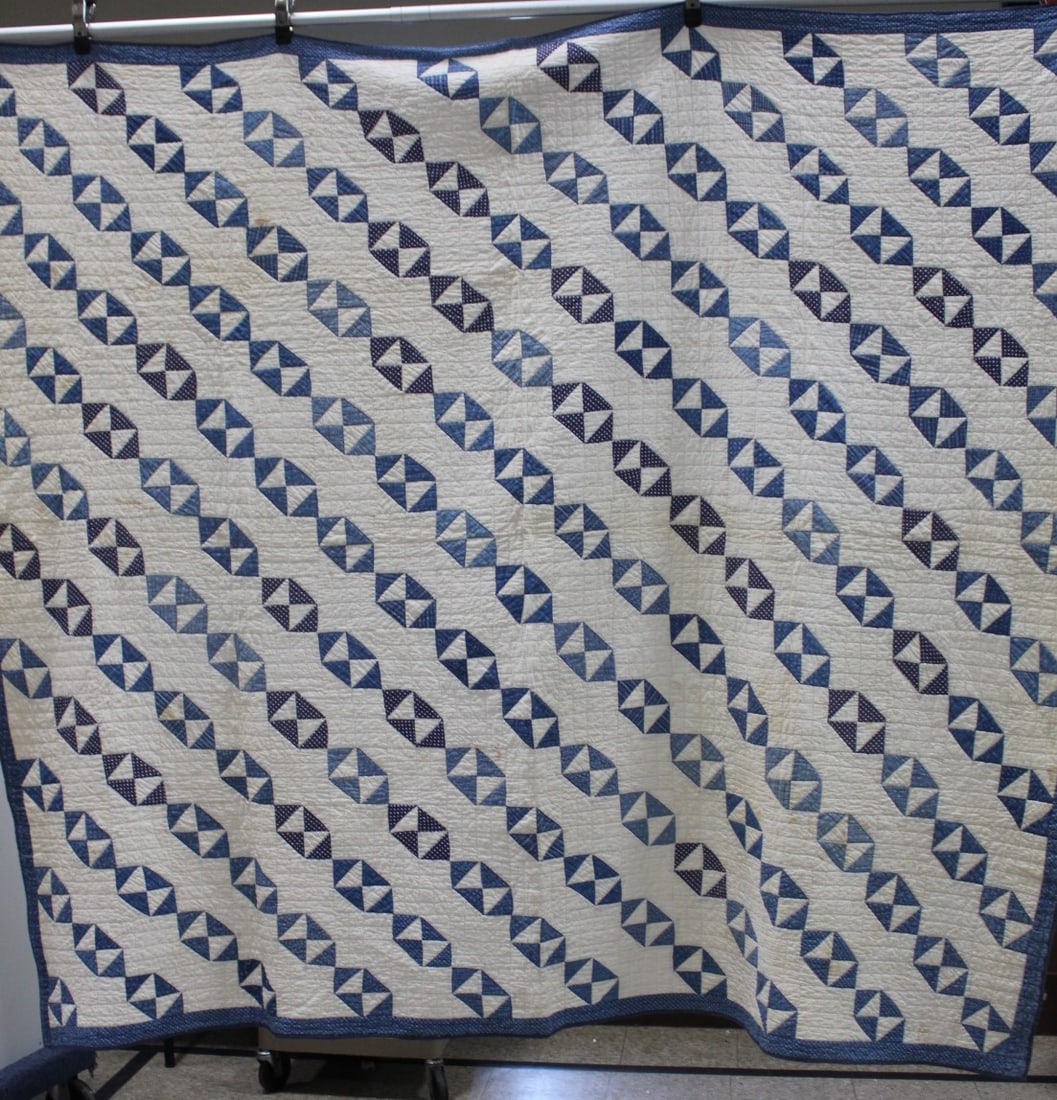 Antique Blue & White Hourglass Quilt (1 of 5)