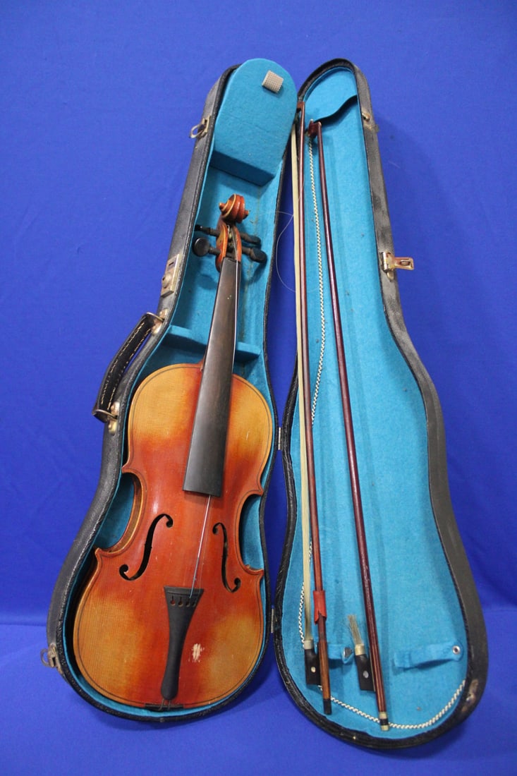Violin Labeled Karl Knilling w/ Case & 2 Bows (1 of 6)