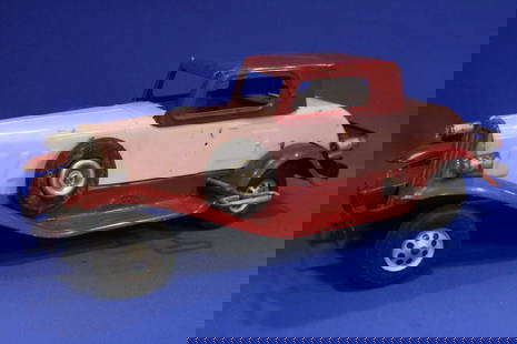 1932 Girard Pierce Arrow Key-Wind Automobile: 1932 Girard Pierce Arrow Pressed Steel Automobile - Battery operated headlights & taillights - key wind-up, fixed key on right side, original polychrome painted finish, folding luggage rack on rear,