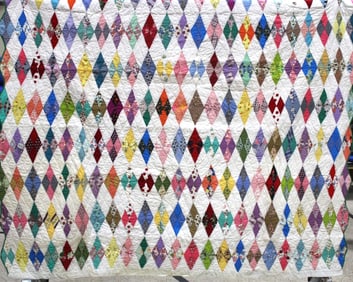 Stars in Diamond Harlequin Quilt