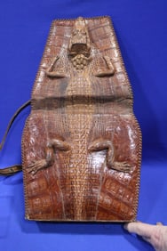 1930-40s Havana Cuba Full-Bodied Alligator Purse