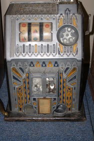 10 Cent Slot Machine "Comet" by Pace Mfg.