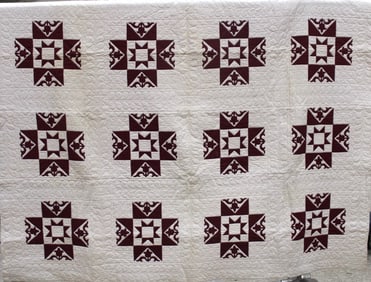 Maroon & White Star / Tulip Quilt