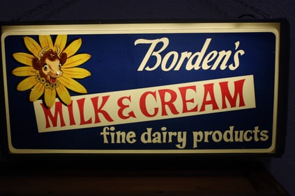 Lighted Borden's Sign Adv Their Dairy Products