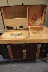 Victorian Hump Back Trunk - Complete