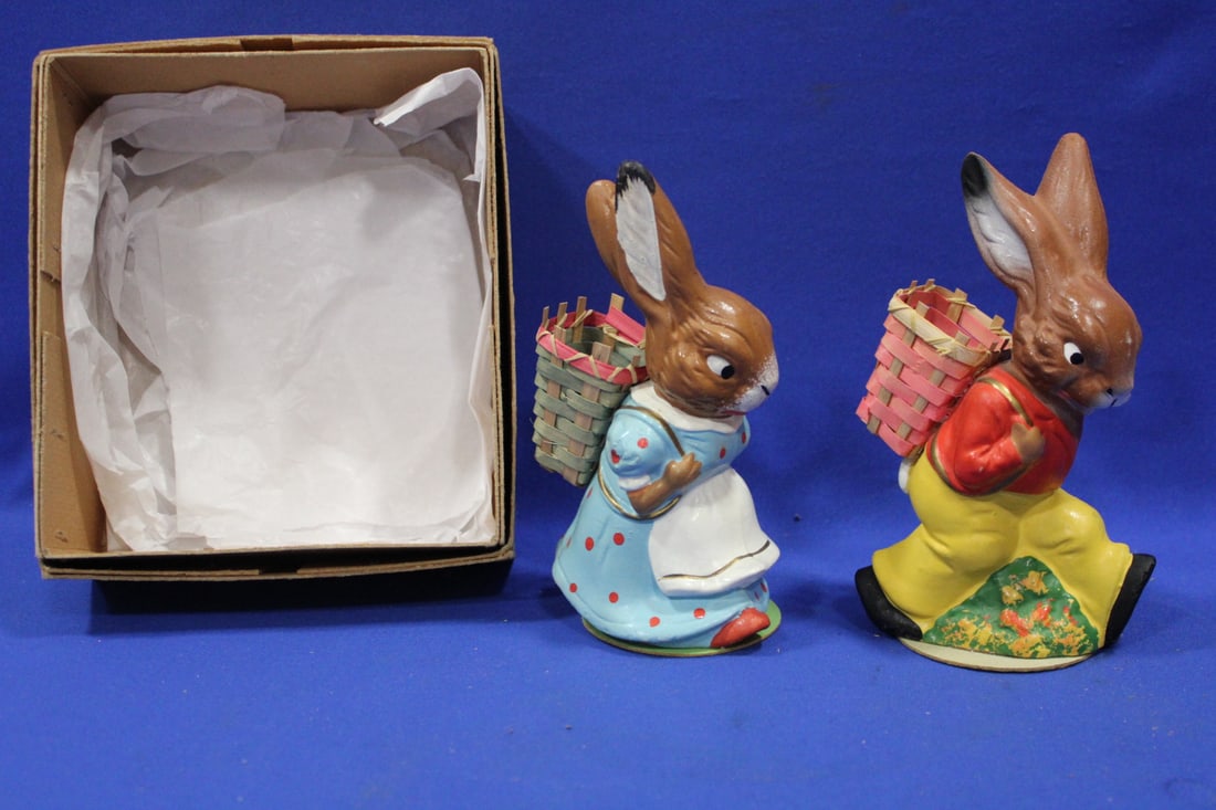 1950-60s Rabbit Candy Containers O/Box, Unused (1 of 5)