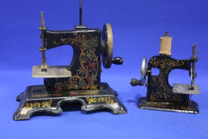 Child / Doll Size Sewing Machines