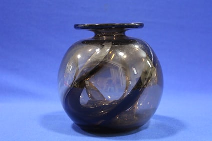 Signed Brian Lonsway Art Glass Green Swirl Vase