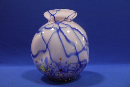 Dimpled End-of-Day Vase with Swirls