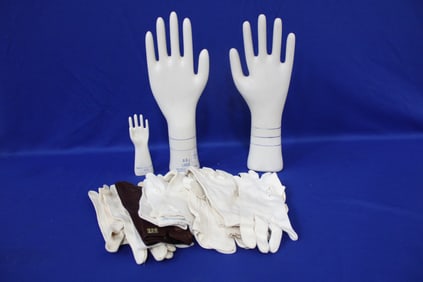 1988 Pair Porcelain Hands / Glove Store Display