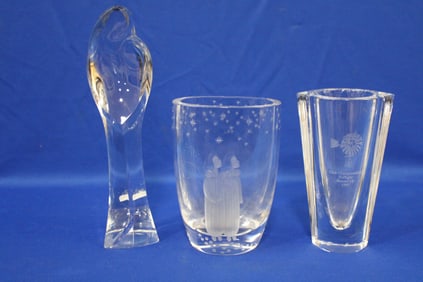 Art Glass Colorless Signed Vases Inc Madonna