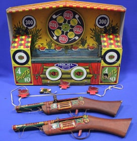 Wyandotte Toys Wind-Up Shooting Gallery & Rifles