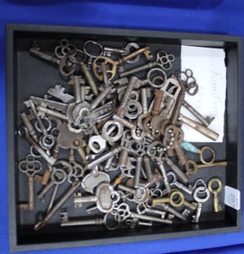 Lot of Antique Furniture Keys