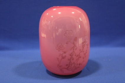 1983 Art Glass Pink Vase Signed Illegibly