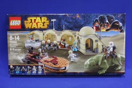 2014 Star Wars 75052 Lego in Unopened Box