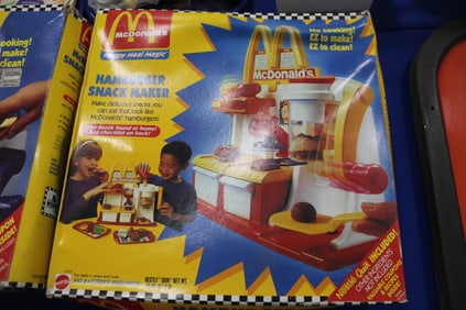 1993 McDonald's Hamburger Snack Maker, NOS