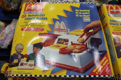 1993 McDonald's McNugget Snack Maker