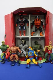 1984 Masters of the Universe Case w/ Figures