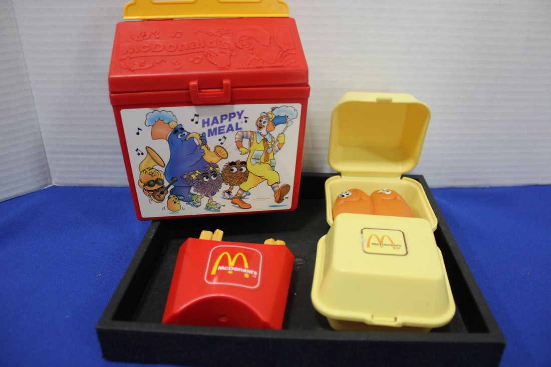 1989 McDonald's Lunch Bucket & Pretend Food: 1989 McDonald's Lunch Bucket & Pretend Food - fries and McNuggets in McDonald boxes.