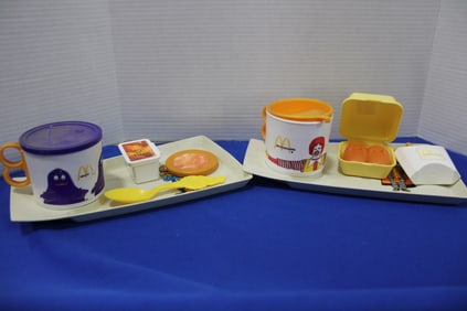 1963 McDonald's Lidded Cups & Trays w/ Play Food