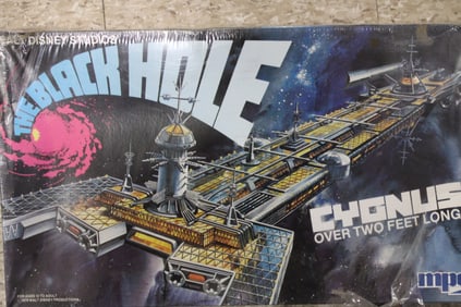 1983 Disney Black Hole Model Factory Sealed NOS