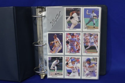 1990 Leaf Set of 528 Baseball Cards in Album