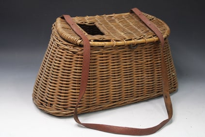 Antique Fishing Creel Weave Wicker with Straps