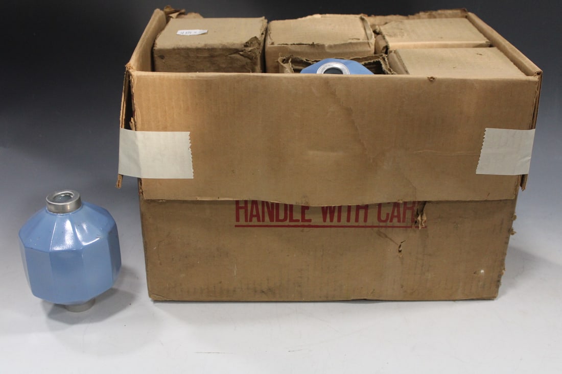 NOS DNS B12 Blue Lightning Rod Balls, in O/Box (1 of 2)