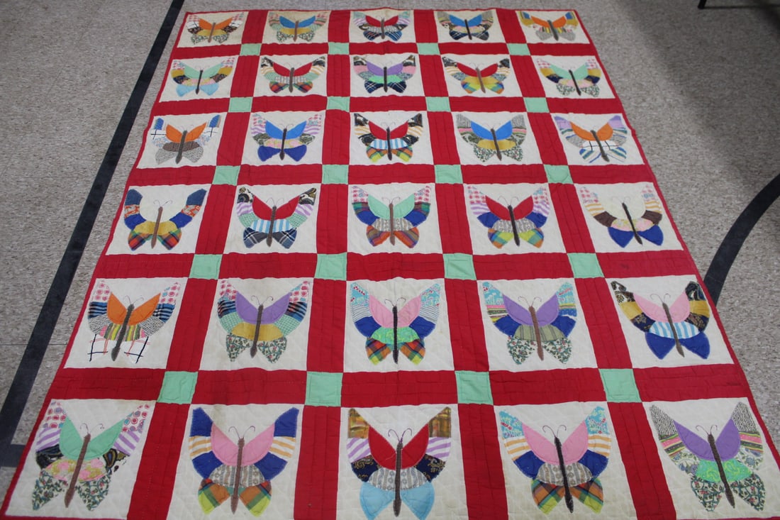 Butterfly Quilt: Unusual fabric combinations, 65 x 81