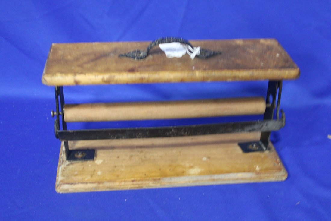 Salesman Sample Store Countertop Paper Holder (1 of 1)