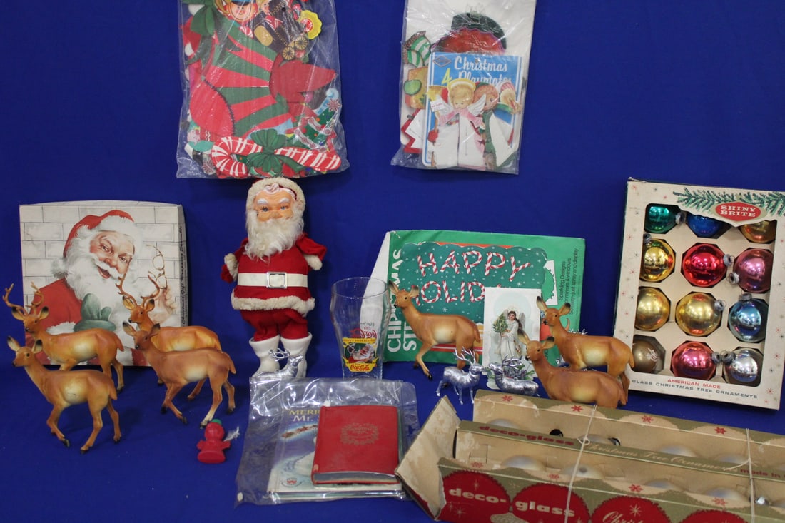 Large Boxlot of Misc Christmas Decorations (1 of 11)