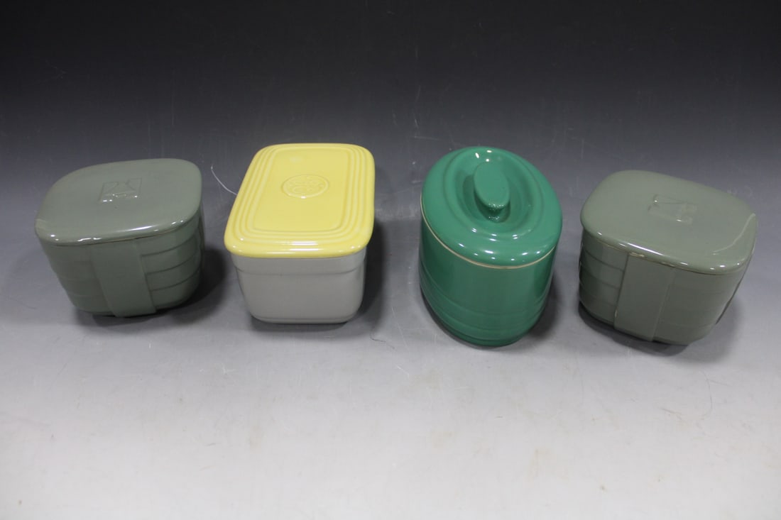 Lot of 3 Hall China Refrigerator Covered Dishes: Hall covered dishes refrigerator series - exclusively for Westinghouse; General Electric and Hot Point