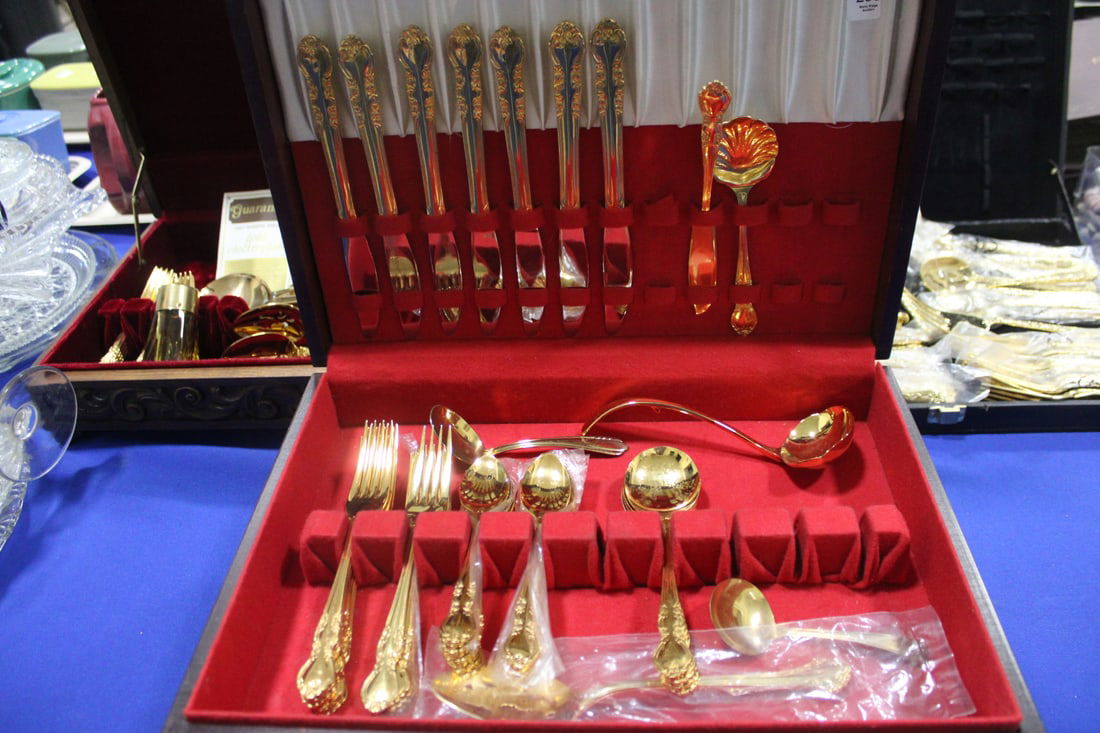 NOS Silverplated Flatware Service (1 of 2)