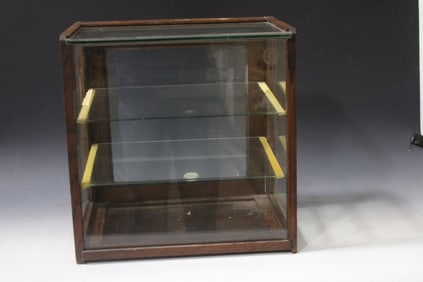 Oak Countertop Small Showcase