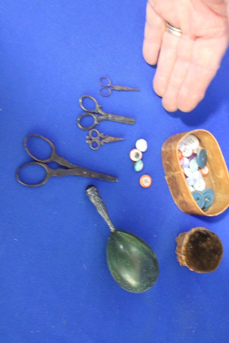 19th C Small Sewing Items - Tiny Scissors, Buttons & Etc. - 2